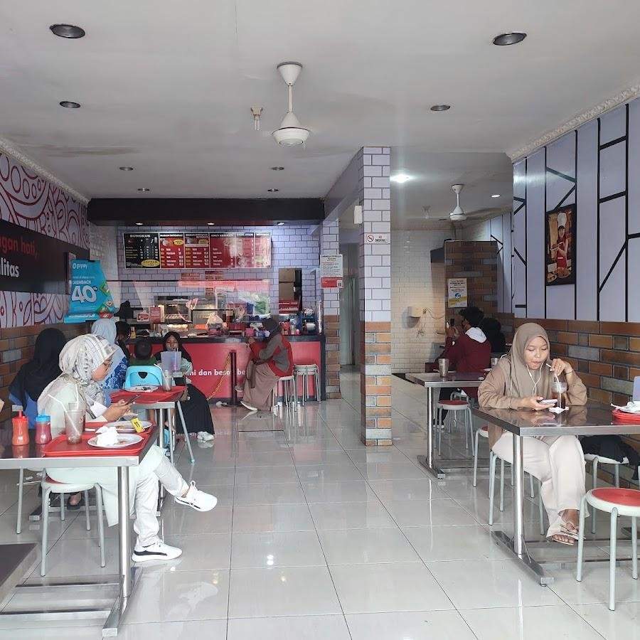 Olive Fried Chicken, Gejayan