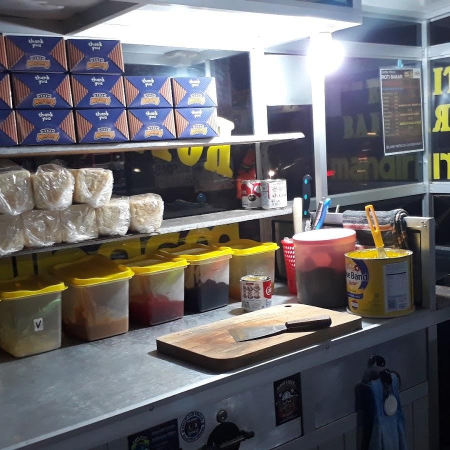 Roti Bakar Mandiri, Kolonel Masturi