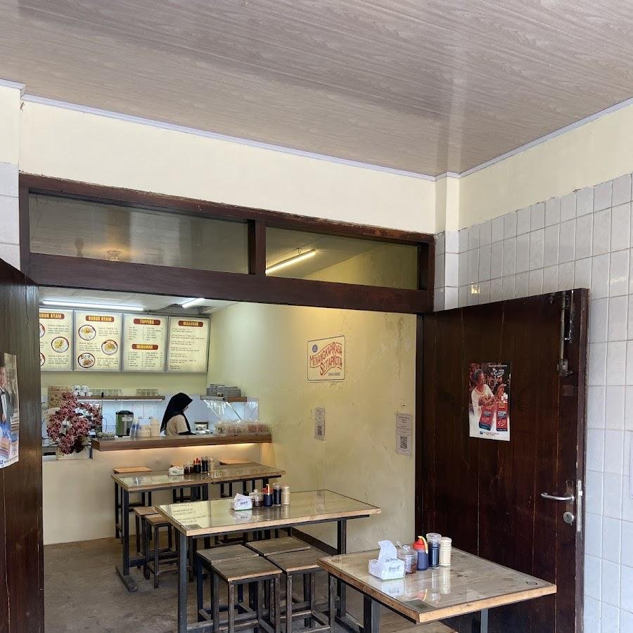 Kedai Bubur Kentjana, Moh Toha