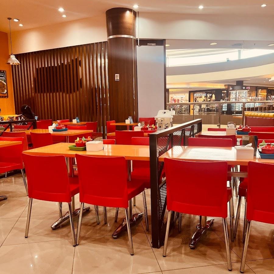 Istana Mie & Es, Grage Mall