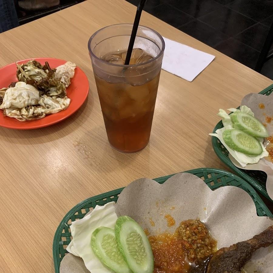 Bebek Item Mas Wanto, Dipatiukur
