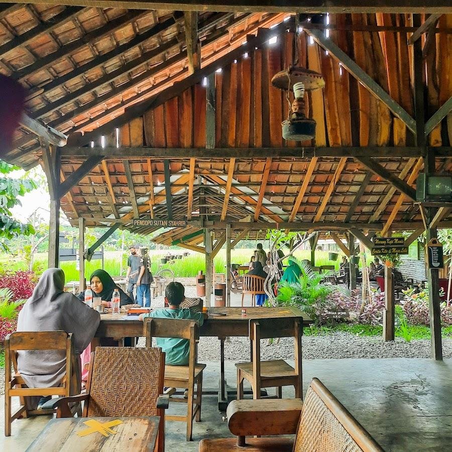Warung Kopi Manis, Cirebon