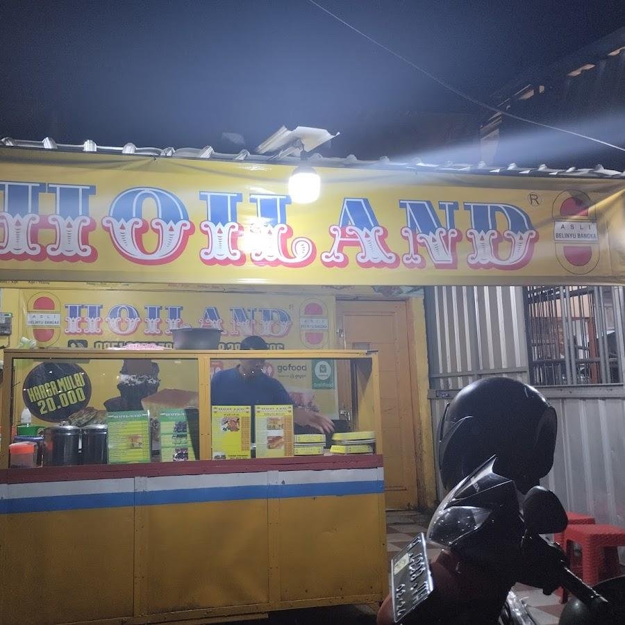 Hoiland Martabak dan Terang Bulan, Gedangan