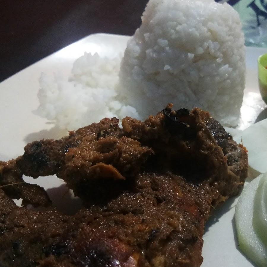 Ayam Neraca Extra Pedas Jati, Perintis Kemerdekaan