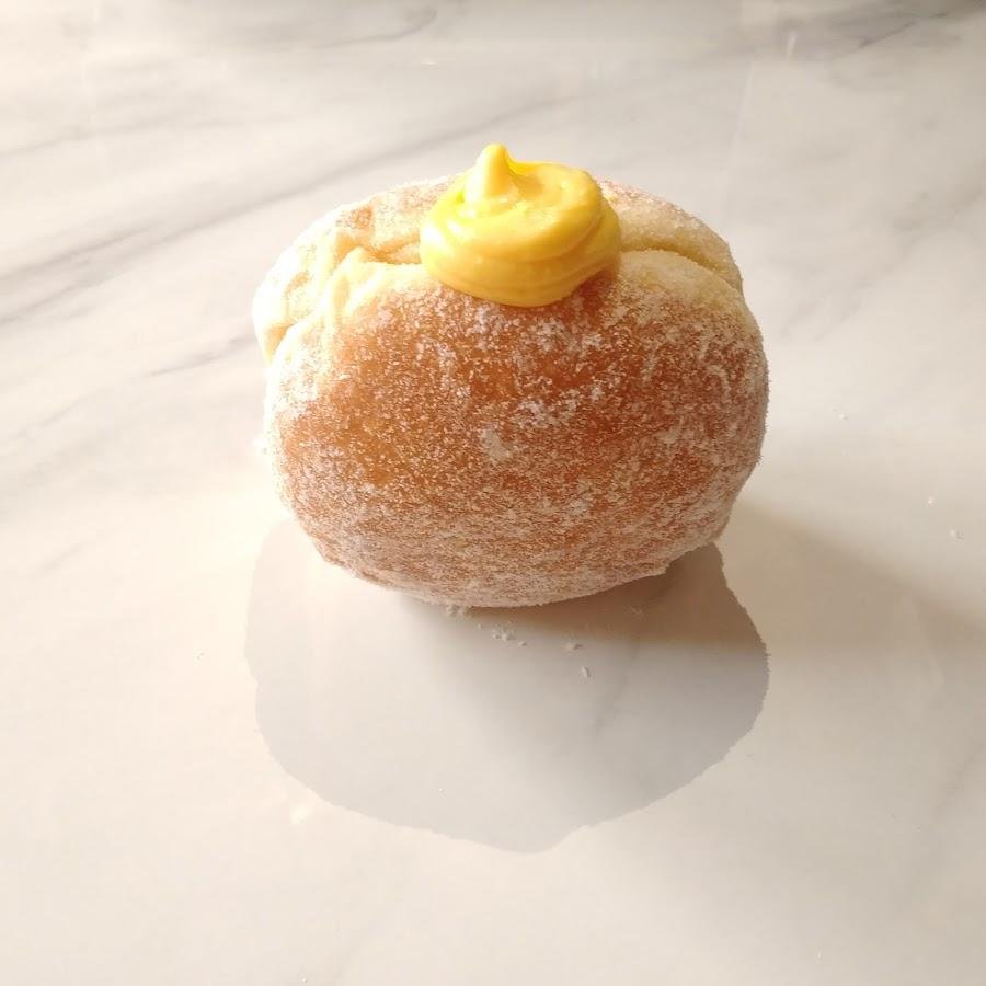Qmeuli Donat Bomboloni, Perum Griya Mediteranean
