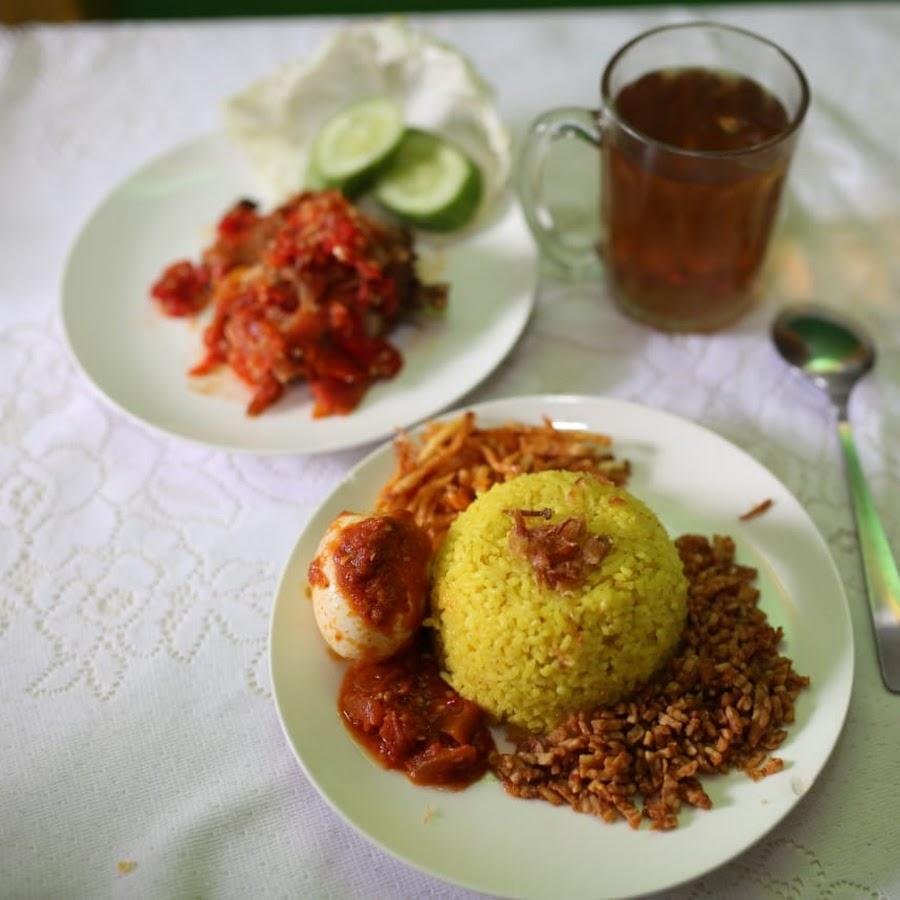 Nasi Kuning Ibu Ani, Cemara