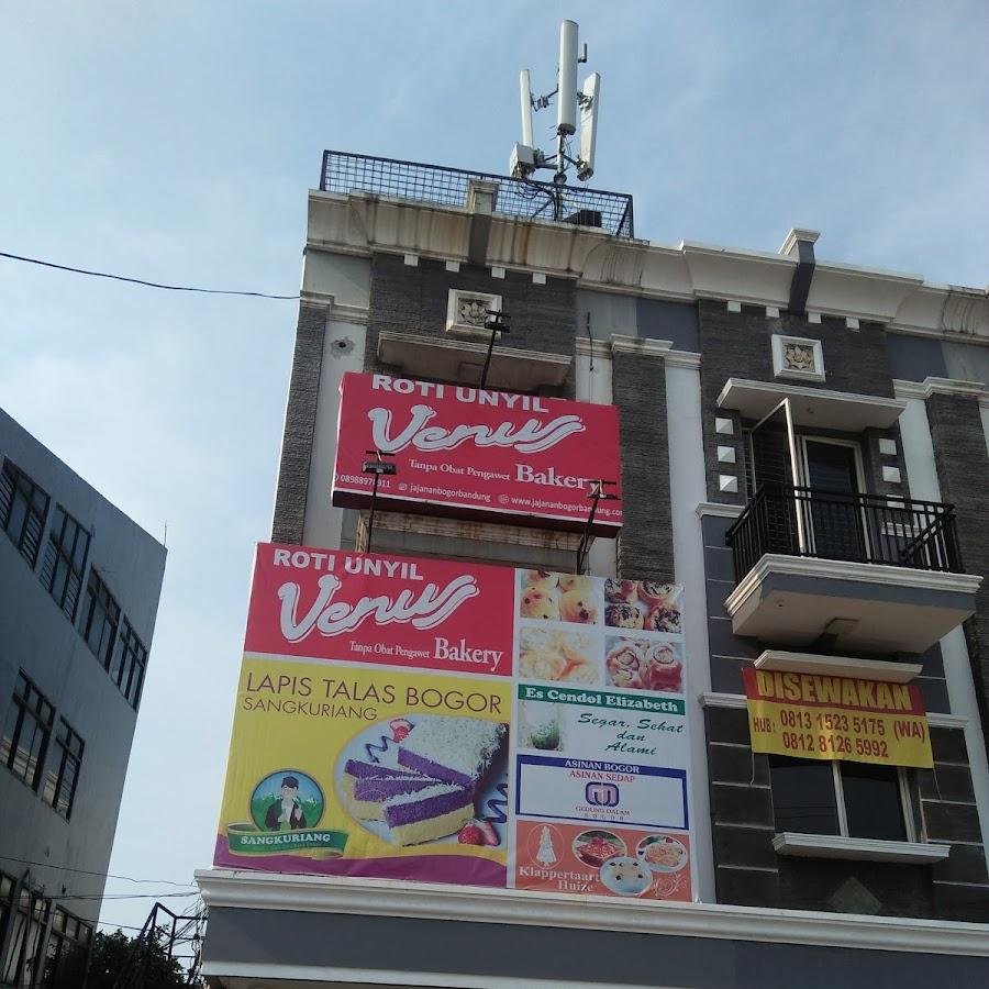 Roti Unyil Venus, Kalimalang