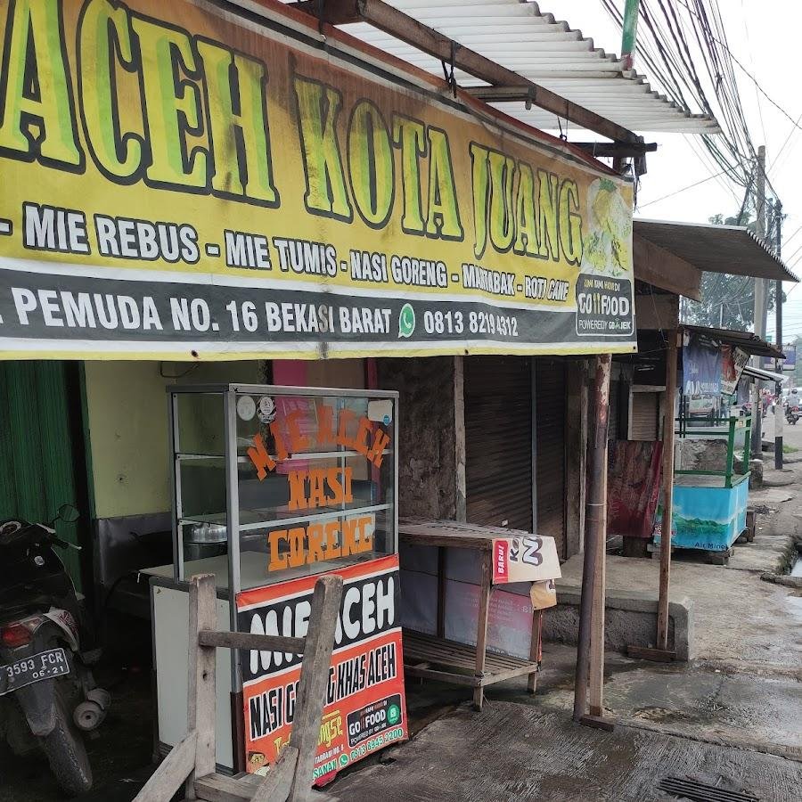 Mie Aceh Kota Juang, Pemuda