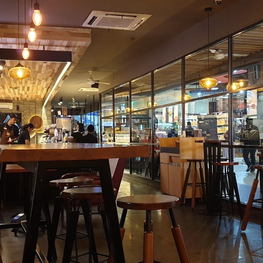Pizza Hut, Pusat Grosir Cililitan