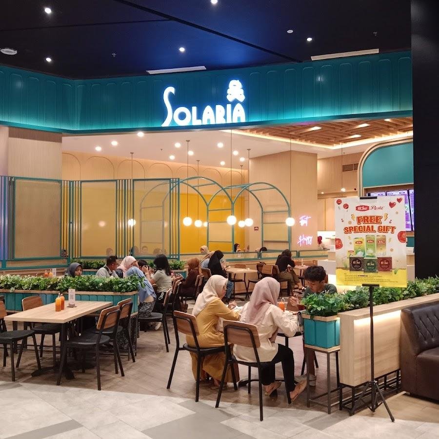 Solaria, Queen City Mall