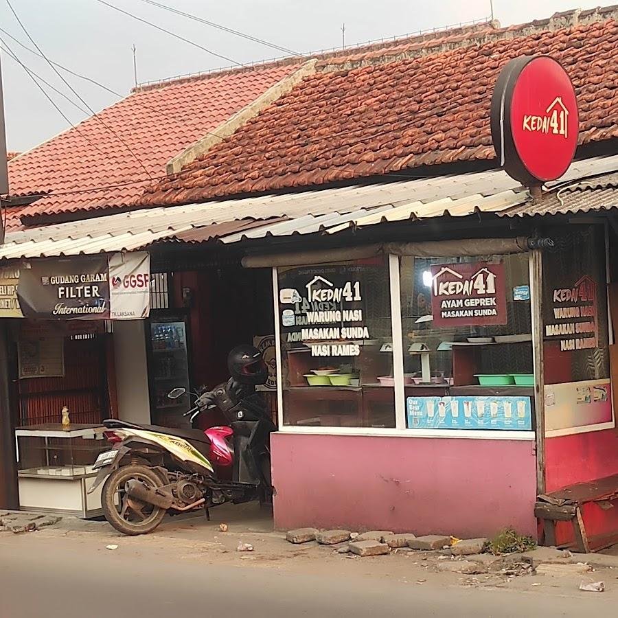Kedai 41, Sukamenak