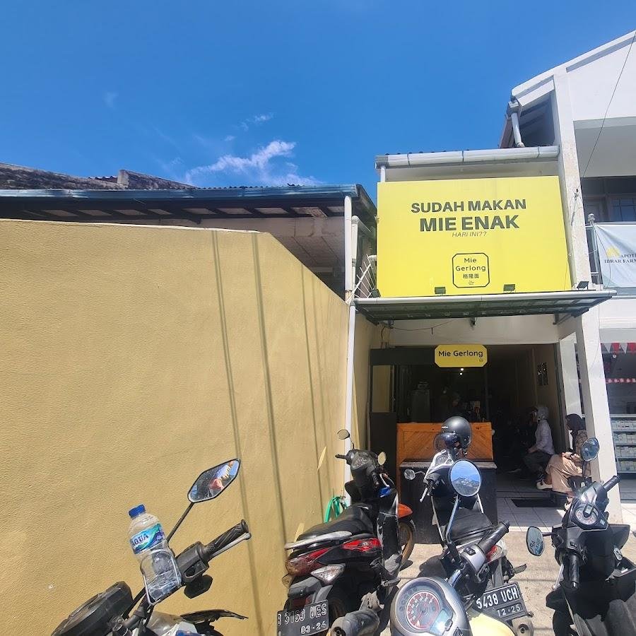 Mie Gerlong Ciwaruga, Ciwaruga, Parongpong