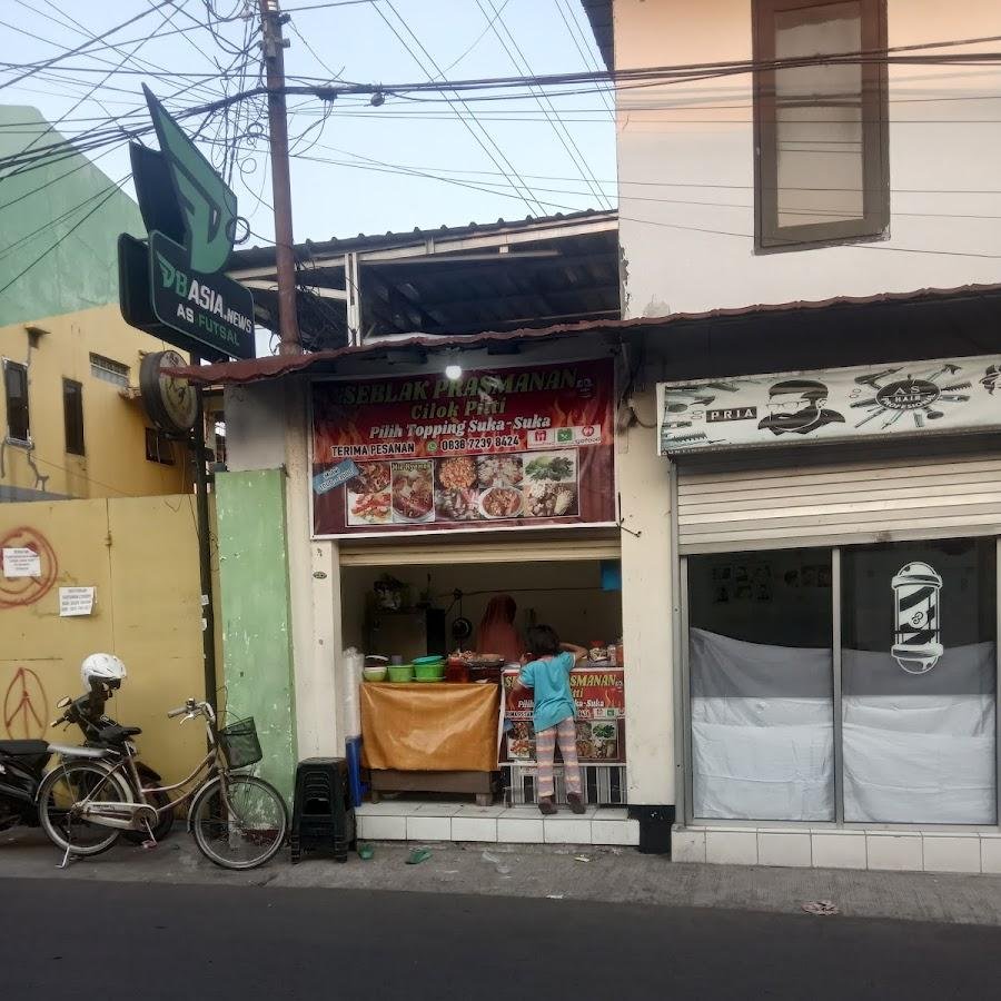 Seblak & Cilok Pitti, Rawajati Barat