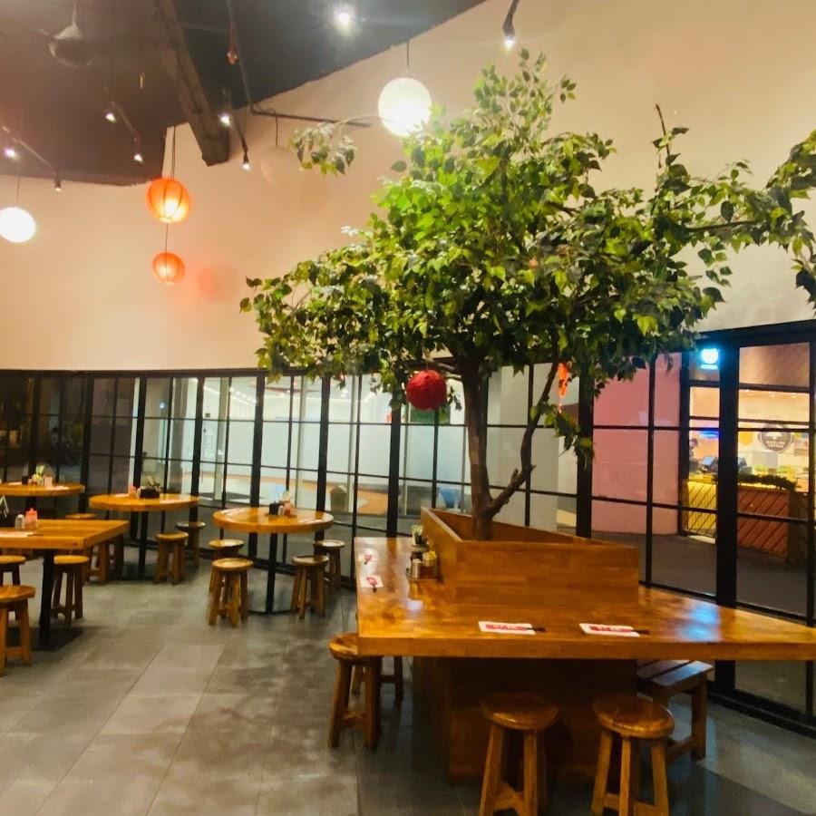 Menya Sakura, Solo Paragon Mall