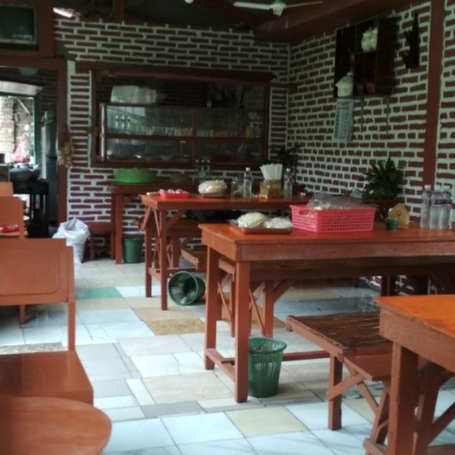 Rica-Rica Mentok Pring Kuning, Taman