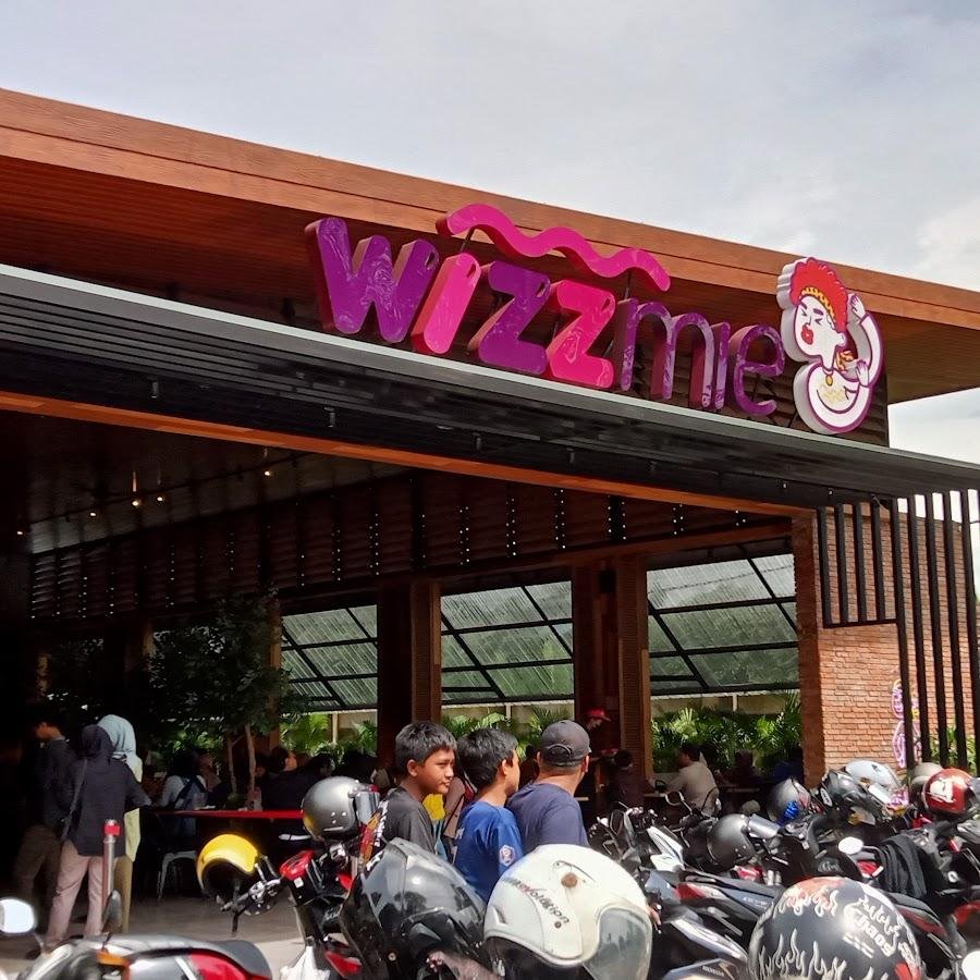 Wizzmie, Mojosari