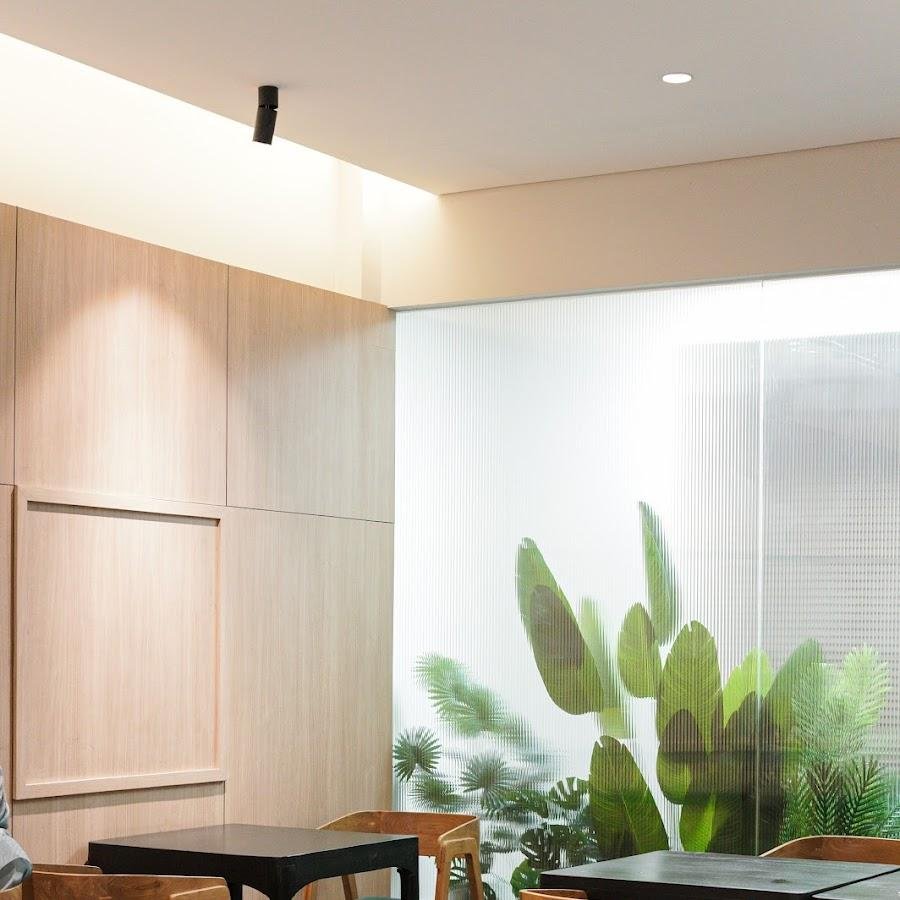 Kue Westhoff Cafe & Resto