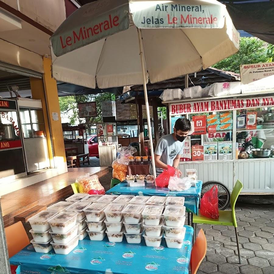 Bubur Ayam Banyumas dan Ayam Bakar, Pulomas