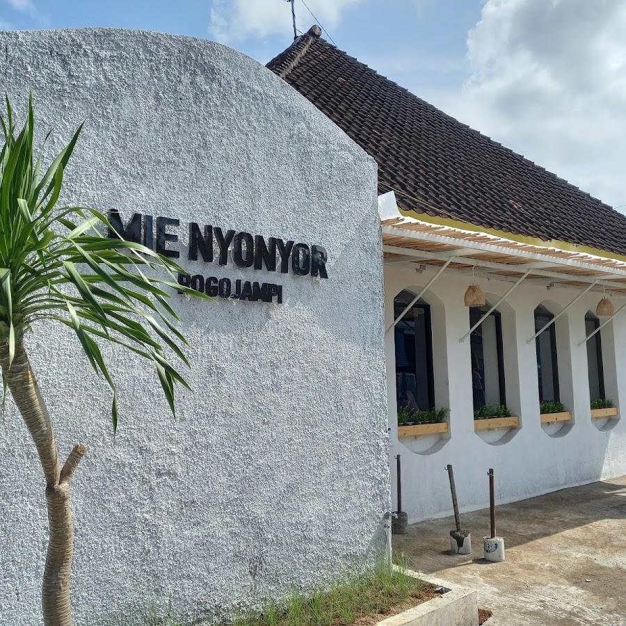 Mie Nyonyor Rogojampi, Banyuwangi