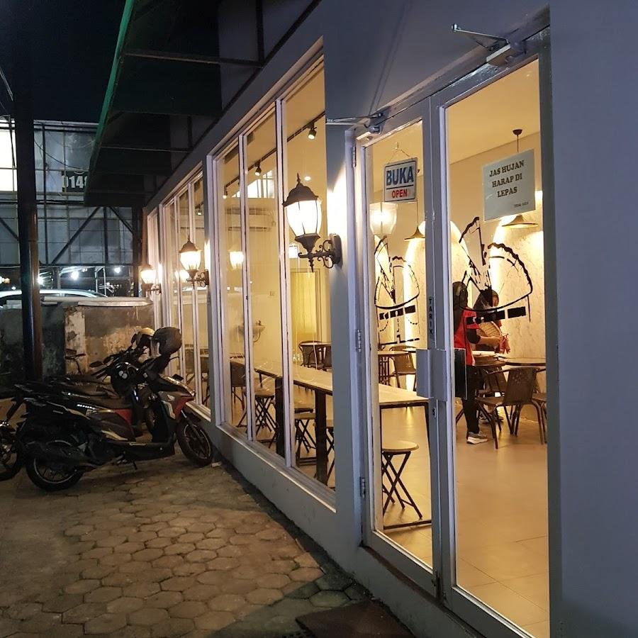 Panties Pizza, Soragan