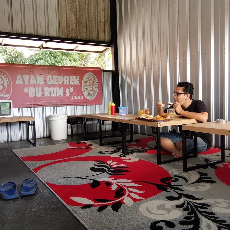 Ayam Geprek Bu Rum, Pringgodani