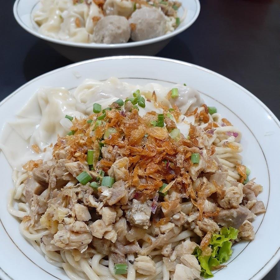 Pangsit Mie Babat Kembang Jepun, Tambaksari