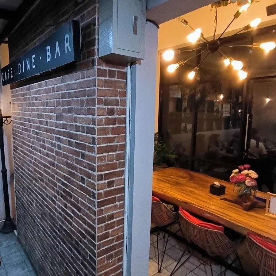 Double Three Cafe, Padalarang