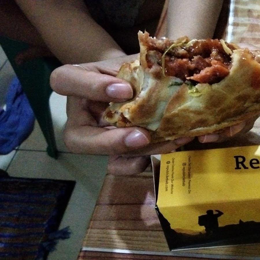 Republic Kebab Premium, Babakan Tarogong