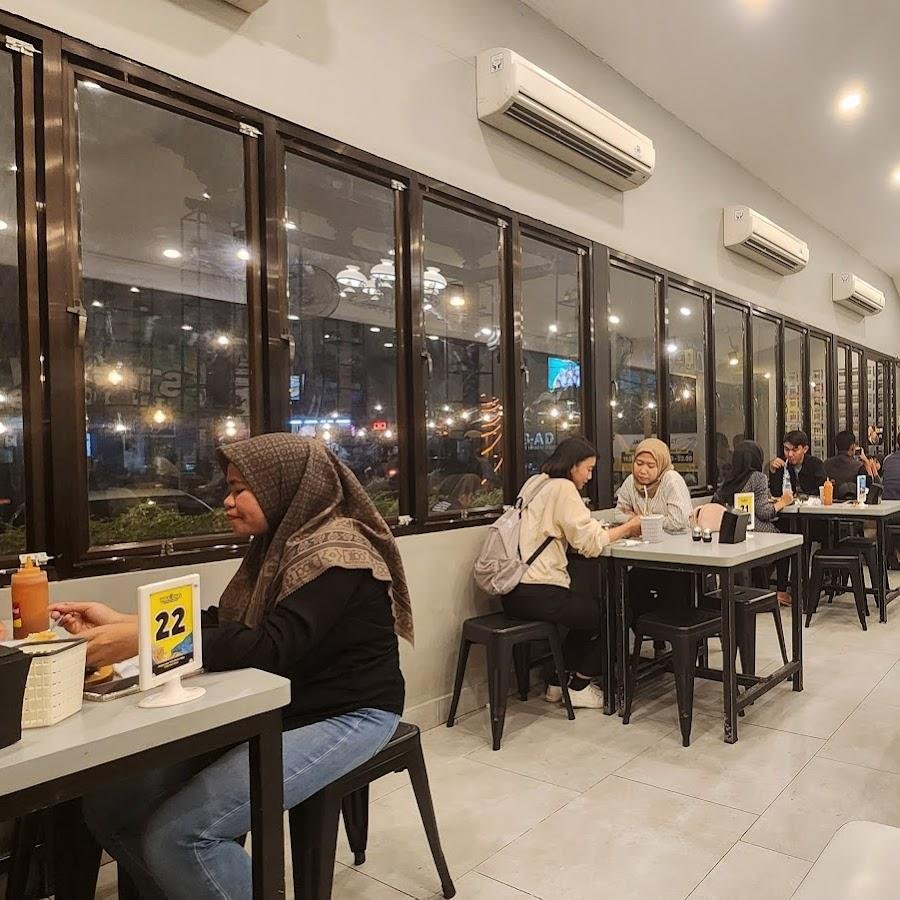 Waroeng Steak And Shake, Ciputat