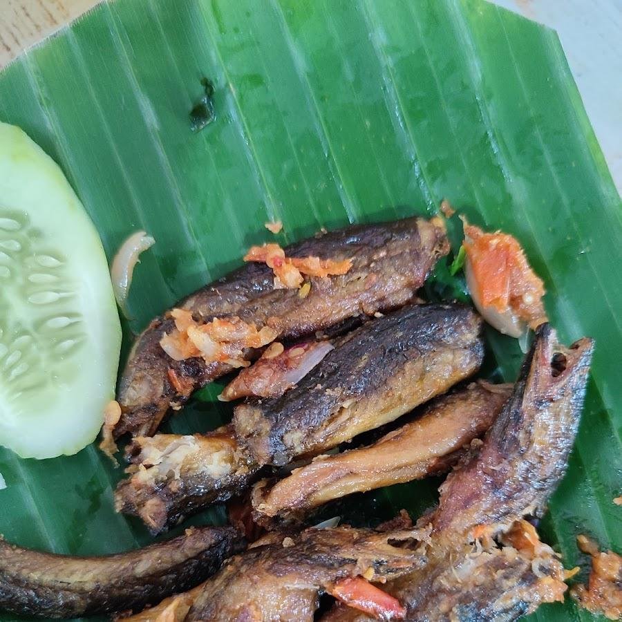 Sambel Belut Dan Wader Kali, Wiyoro Kidul