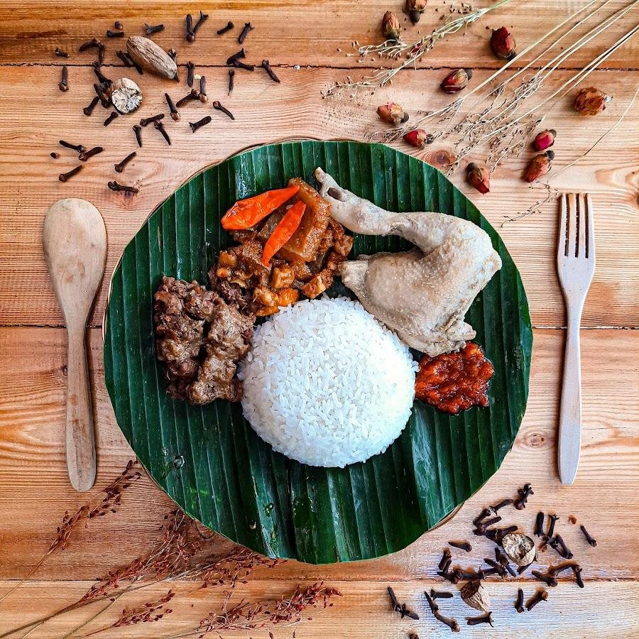 Gudeg Bu Eko, Jupiter Selatan