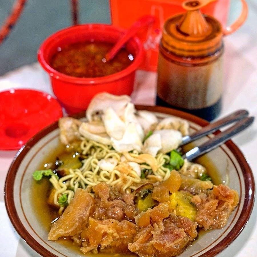 Tahu Campur Sumber Jaya, Wonocolo