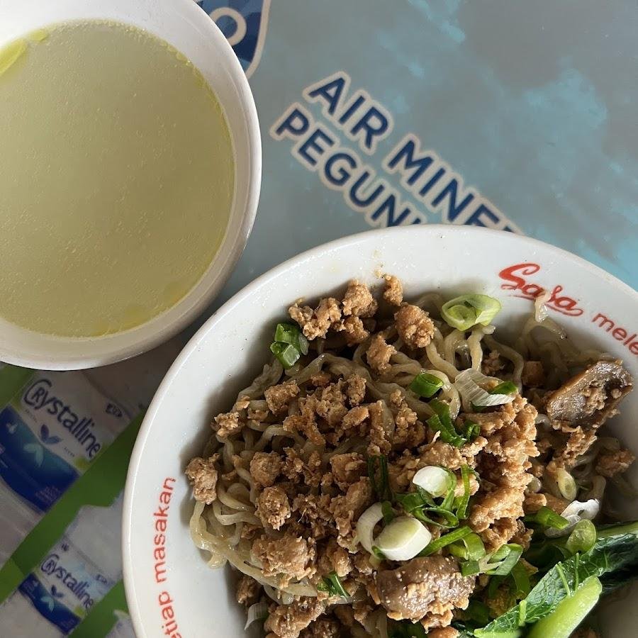 Pangsit Mie Pinangsia, Manggis