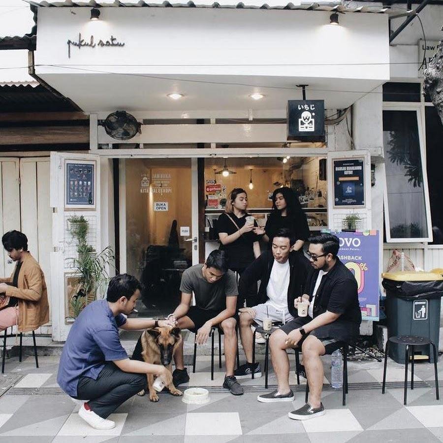 Pukul Satu Kopi, Dharmawangsa