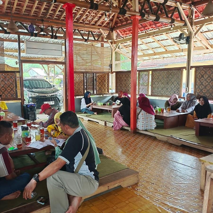 Warung Makan Pring Petung, Kajen