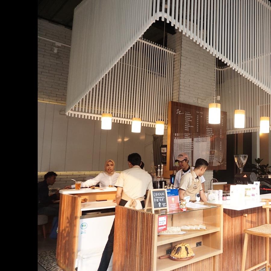 Bukan Ruang, Kemang