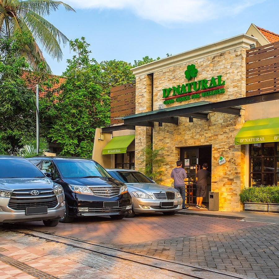 D Natural Healthy Store & Resto, Dr. Soetomo Royo