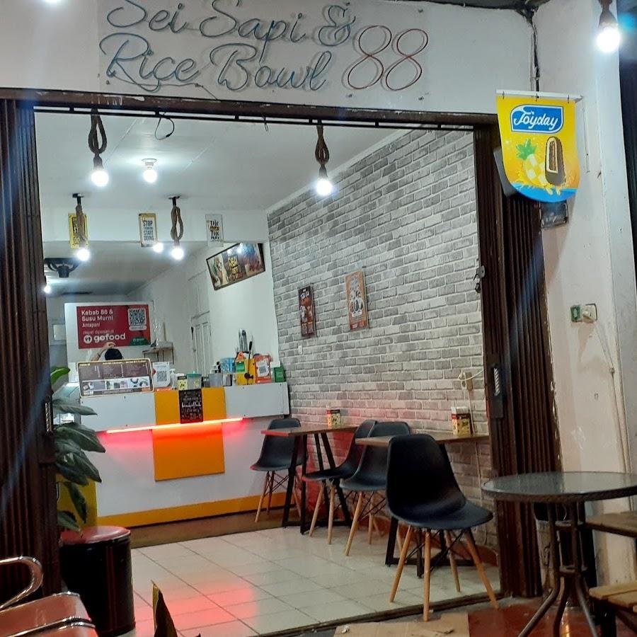 Kebab 88 & Susu Murni, Antapani