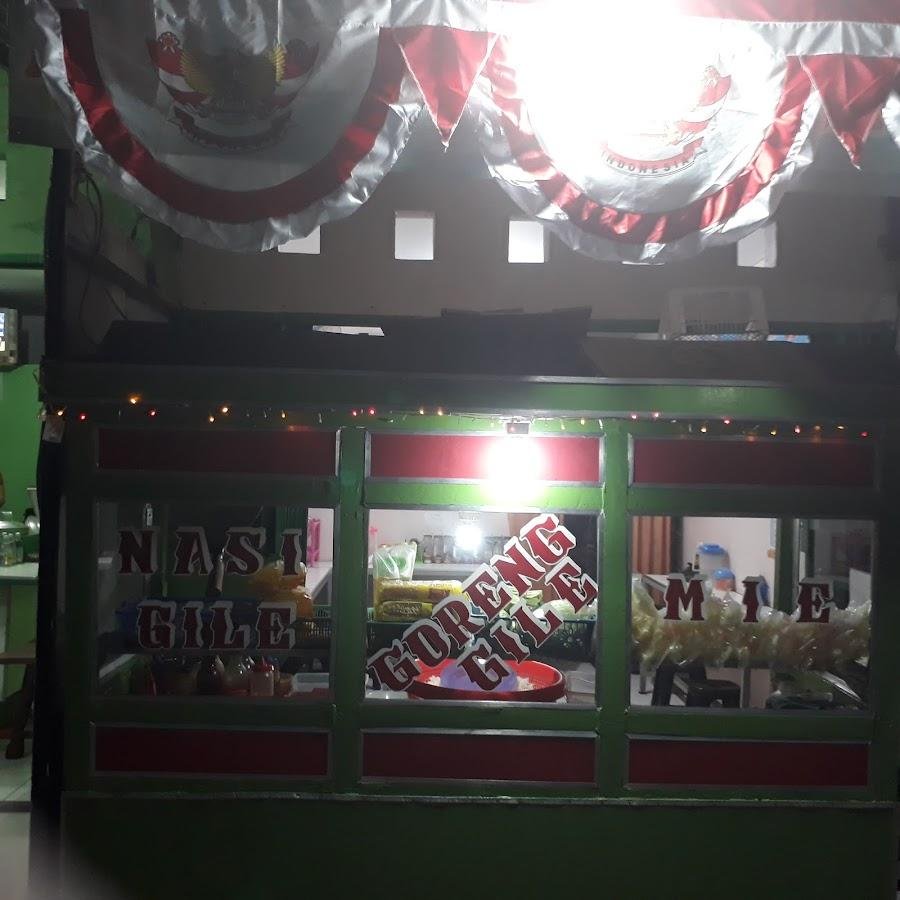 Nasi Goreng Gila Bang Patrick, Cibubur