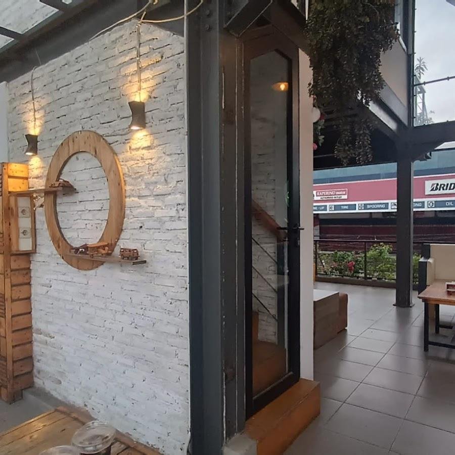 Staco Coffee, Jatiasih