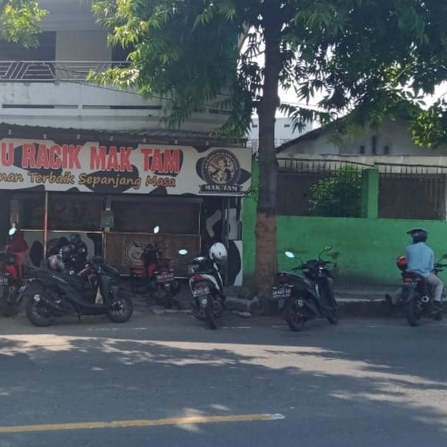 Susu Racik Mak Tam, Mojoroto