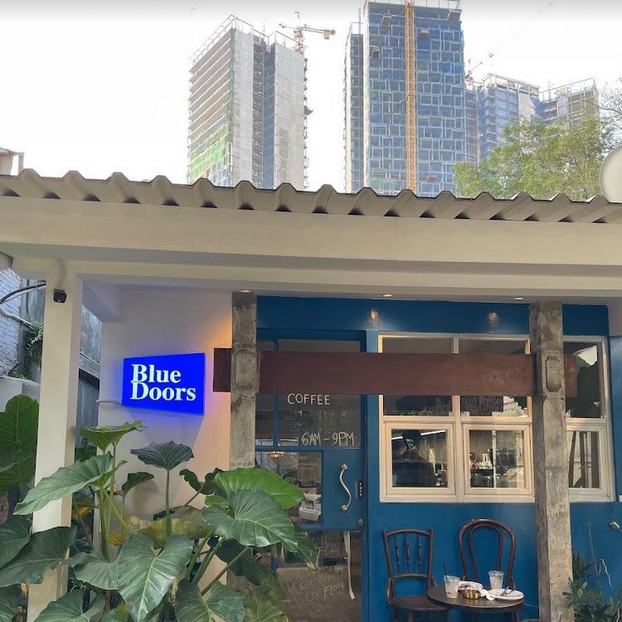 Blue Doors Coffee, Dharmawangsa