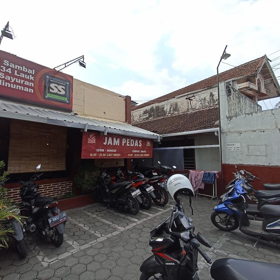 Waroeng Spesial Sambal SS, Jember