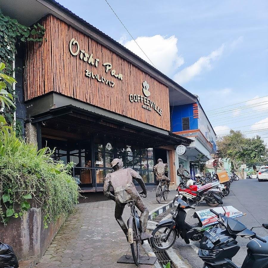 Coffe Ville & Oishi Pan, MT Haryono