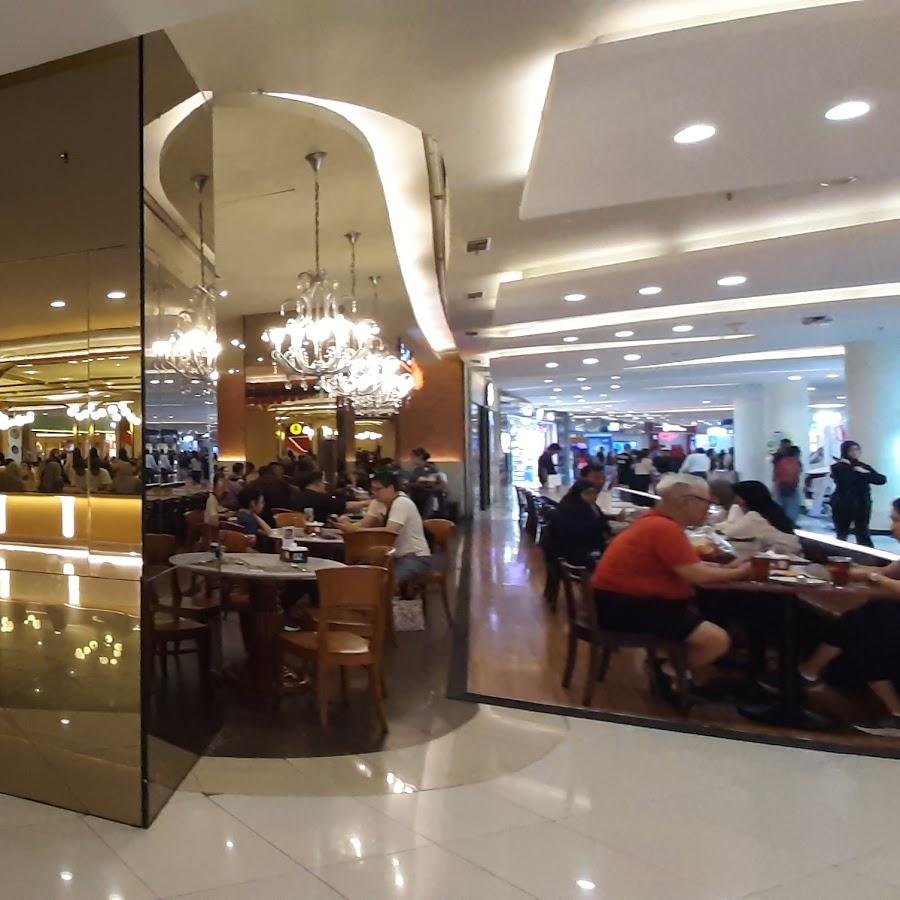 Sate Khas Senayan, Central Park