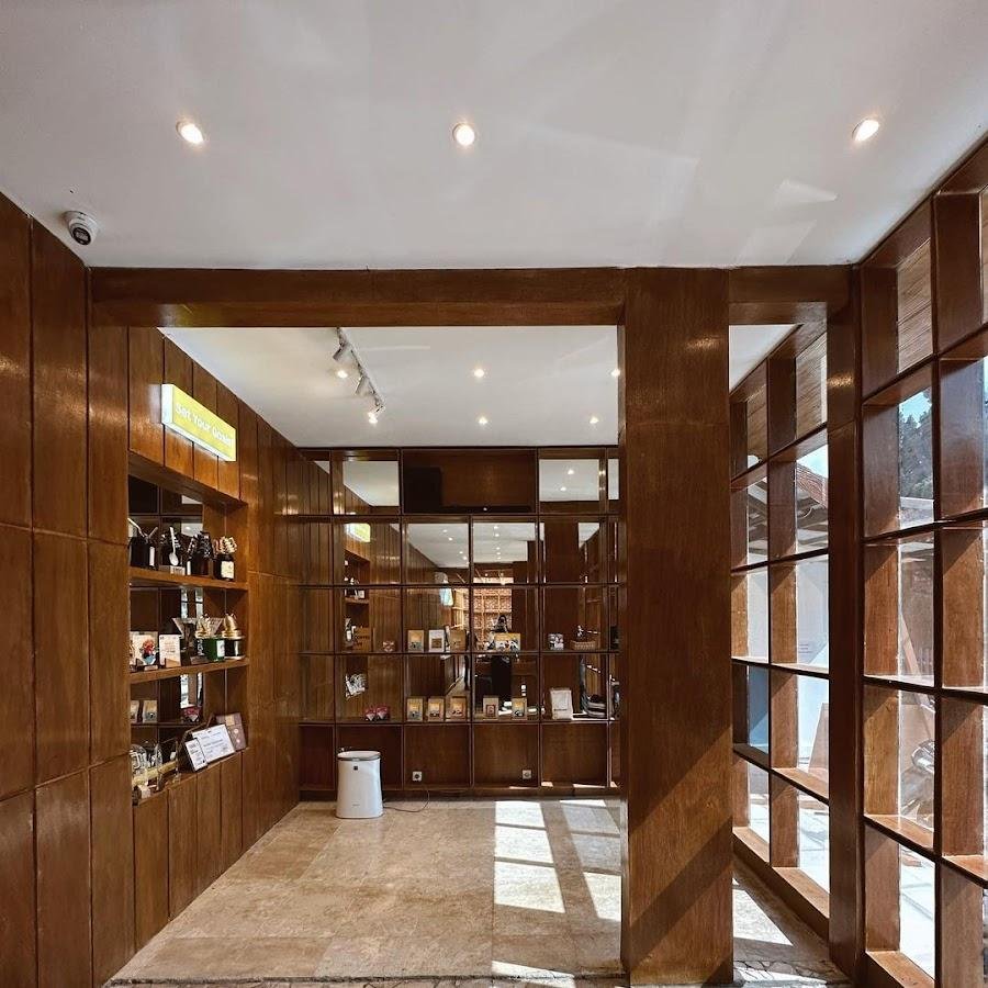 Fugol Coffee Roasters, Regol