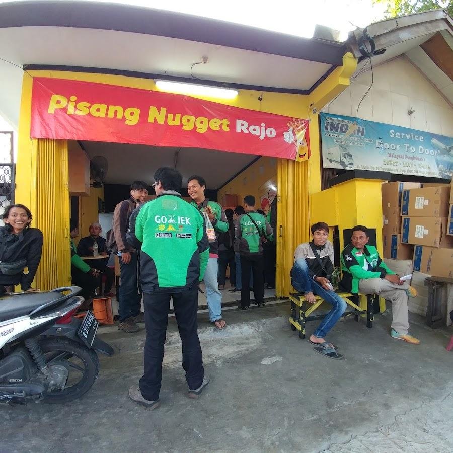 Pisang Nugget Rajo Rawamangun, Jalan Tenggiri