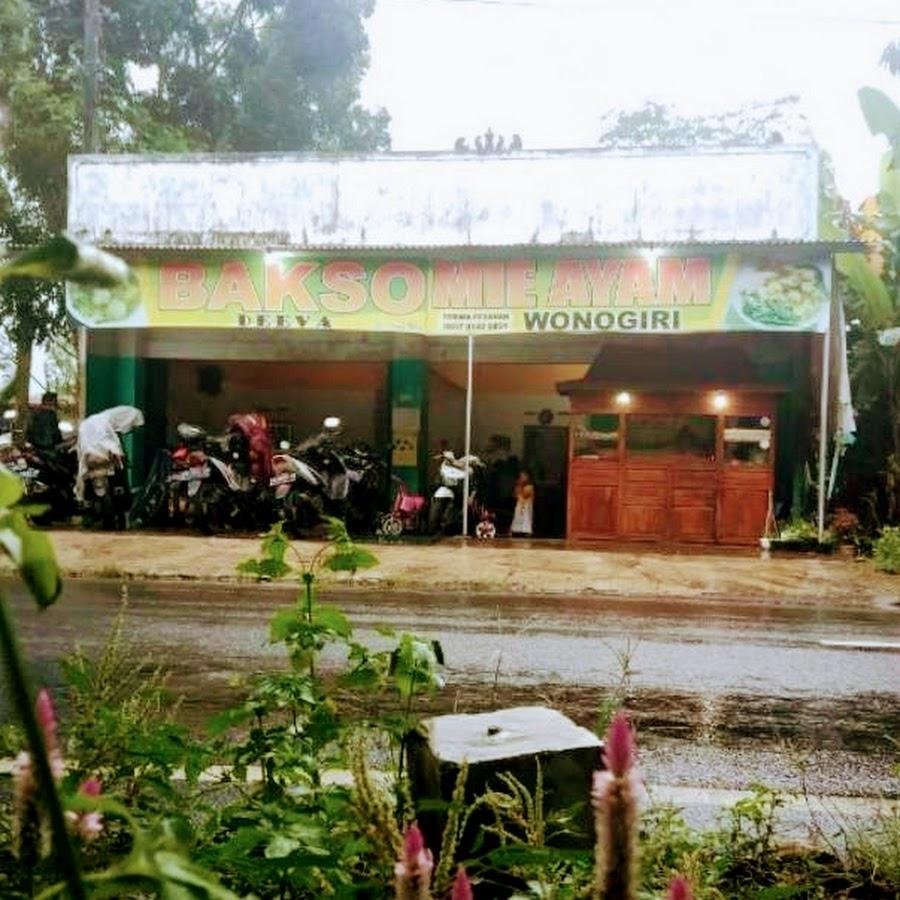 Bakso Dan Mie Ayam DEEVA Wonogiri, Borobudur