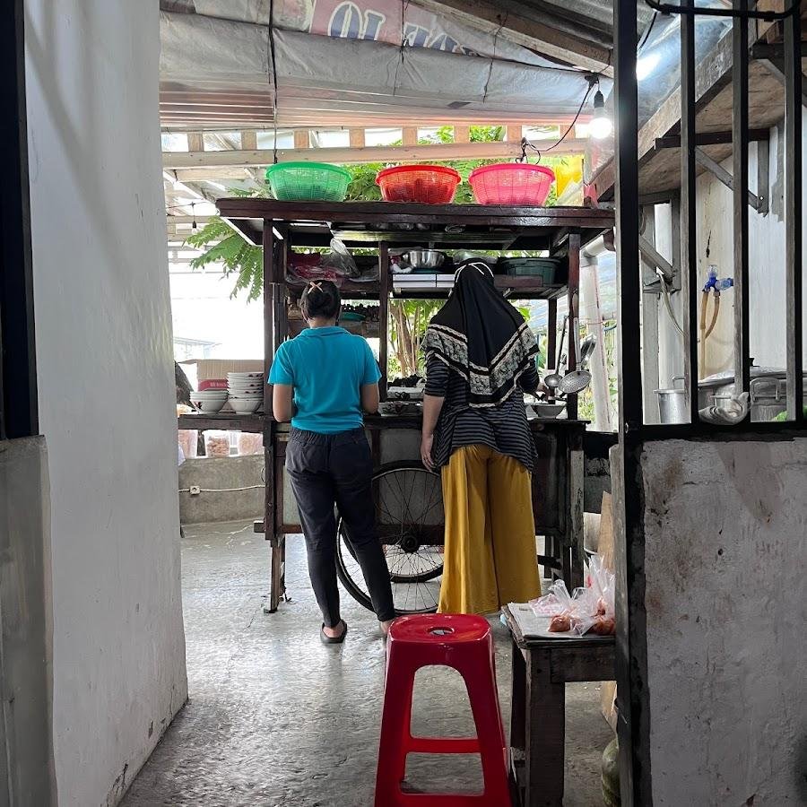 Bakso Pakde Joe, Jl. Patal Senayan Raya