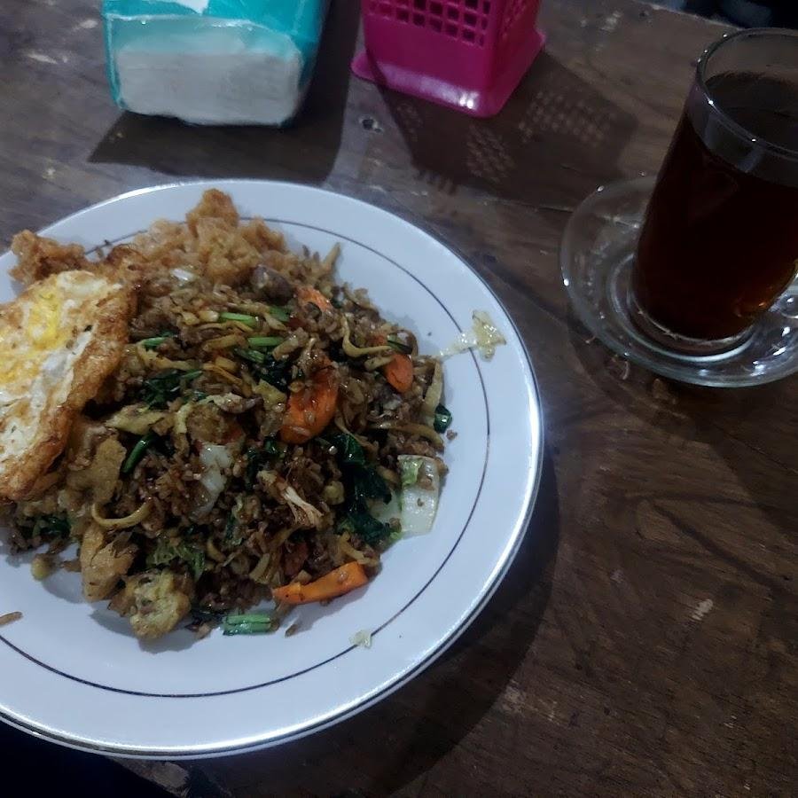 Nasi Goreng Hitam Mas Bambang, Sukoharjo